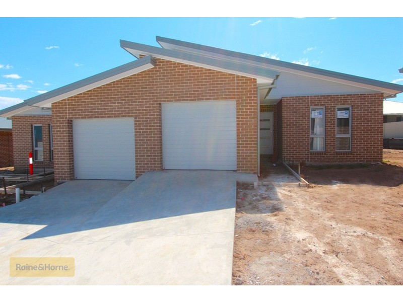 4/42 Wentworth Drive, Kelso NSW 2795