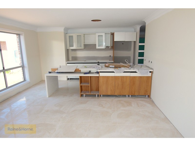 4/42 Wentworth Drive, Kelso NSW 2795
