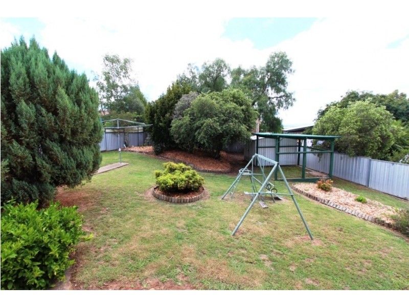 12 Green Street, West Bathurst NSW 2795