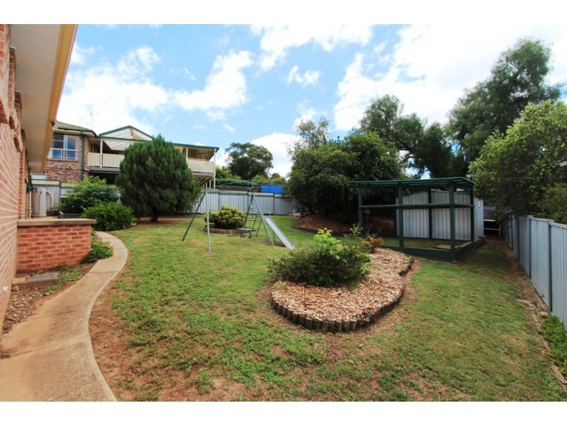 12 Green Street, West Bathurst NSW 2795