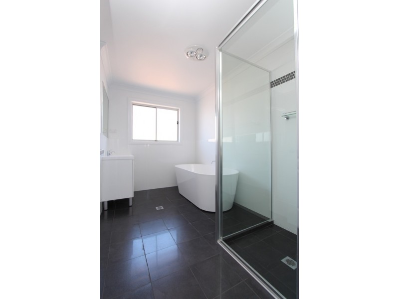 38 Mendel Drive, Kelso NSW 2795