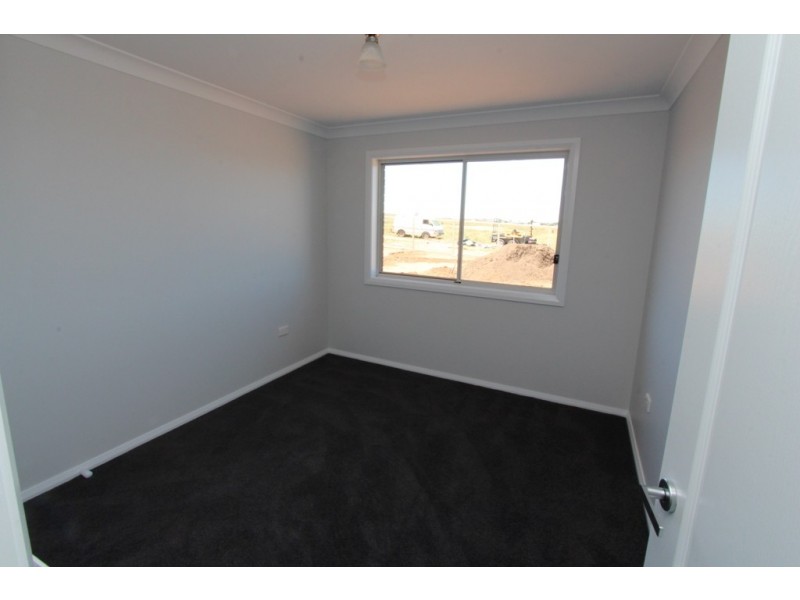 38 Mendel Drive, Kelso NSW 2795