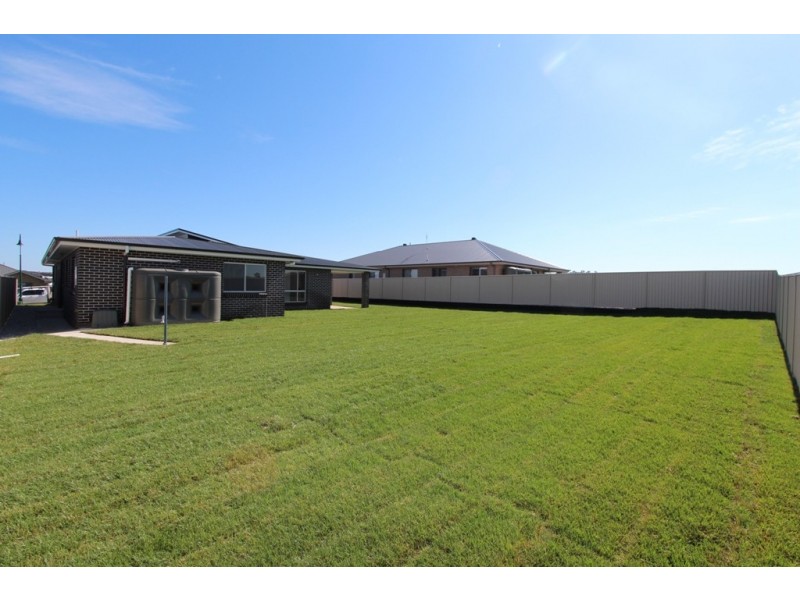 38 Mendel Drive, Kelso NSW 2795