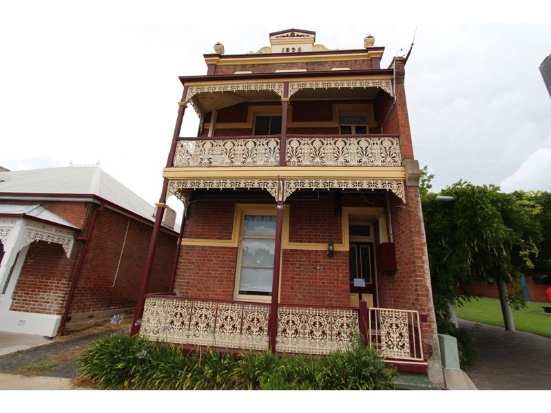 68 Keppel, Bathurst NSW 2795