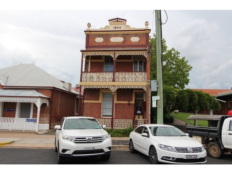 68 Keppel, Bathurst NSW 2795