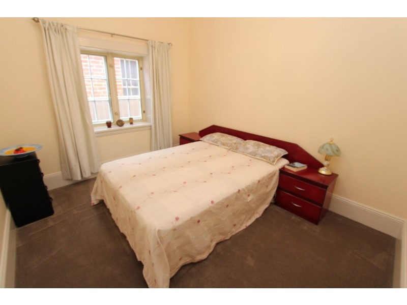 202 Keppel Street, Bathurst NSW 2795