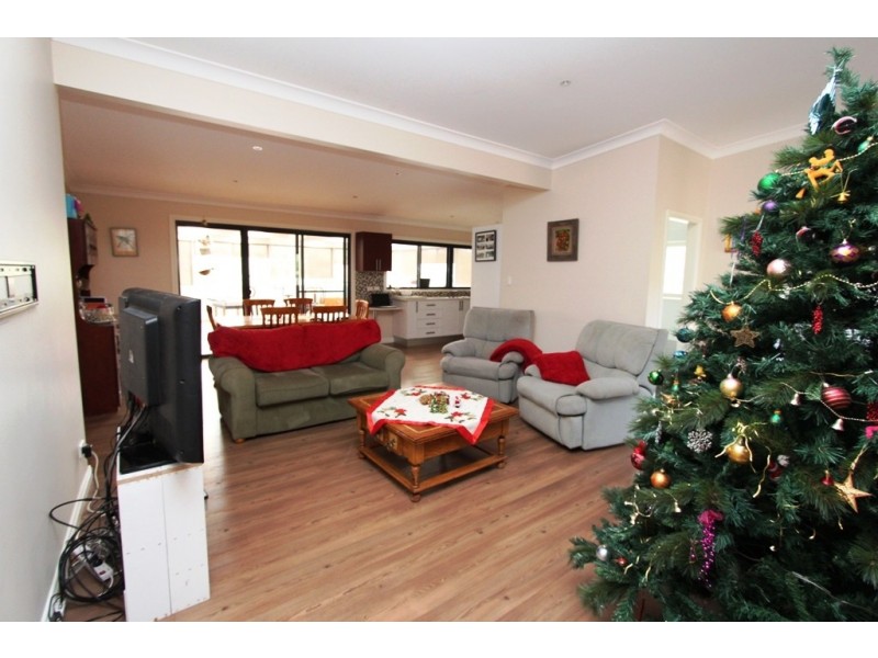 12 Jones Street, Carcoar NSW 2791
