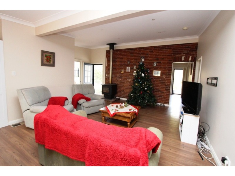 12 Jones Street, Carcoar NSW 2791