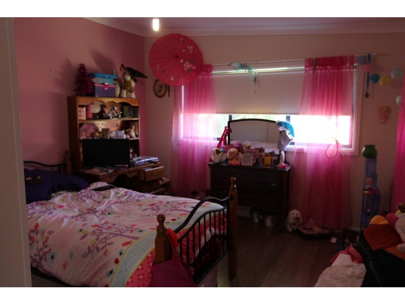 12 Jones Street, Carcoar NSW 2791