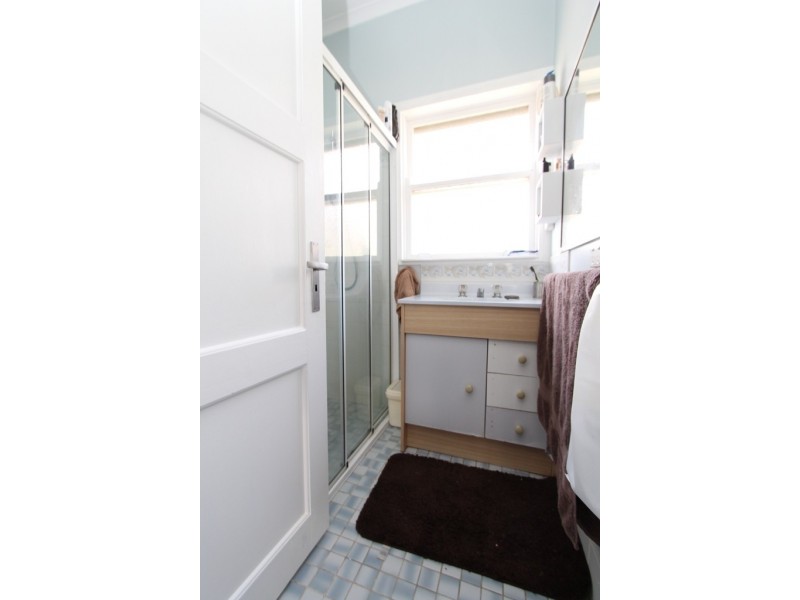 11 Fish Parade, Gormans Hill NSW 2795