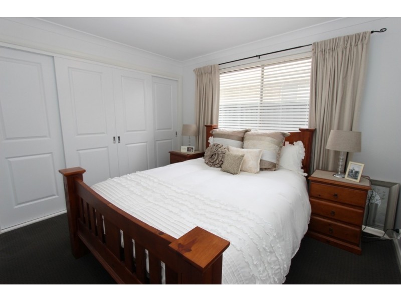 3 Freeman Circuit, Llanarth NSW 2795
