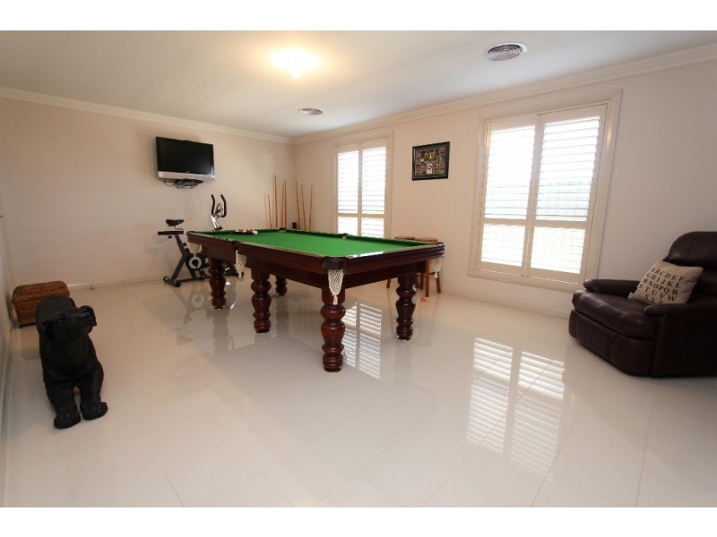 18 McGirr Street, Llanarth NSW 2795
