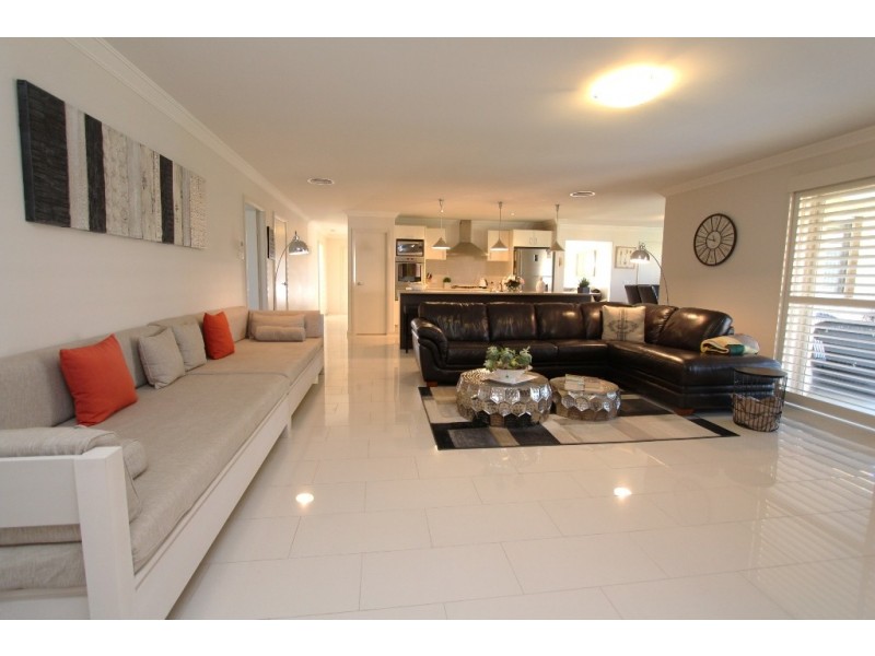 18 McGirr Street, Llanarth NSW 2795