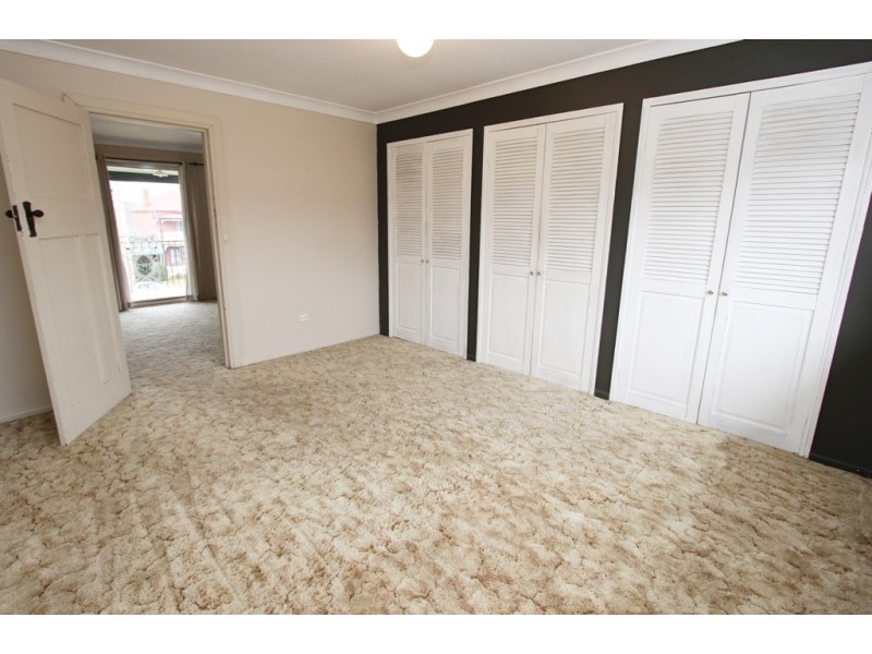 30 Piper Street, Bathurst NSW 2795