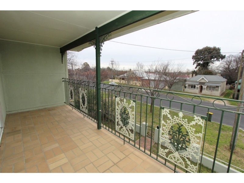 30 Piper Street, Bathurst NSW 2795