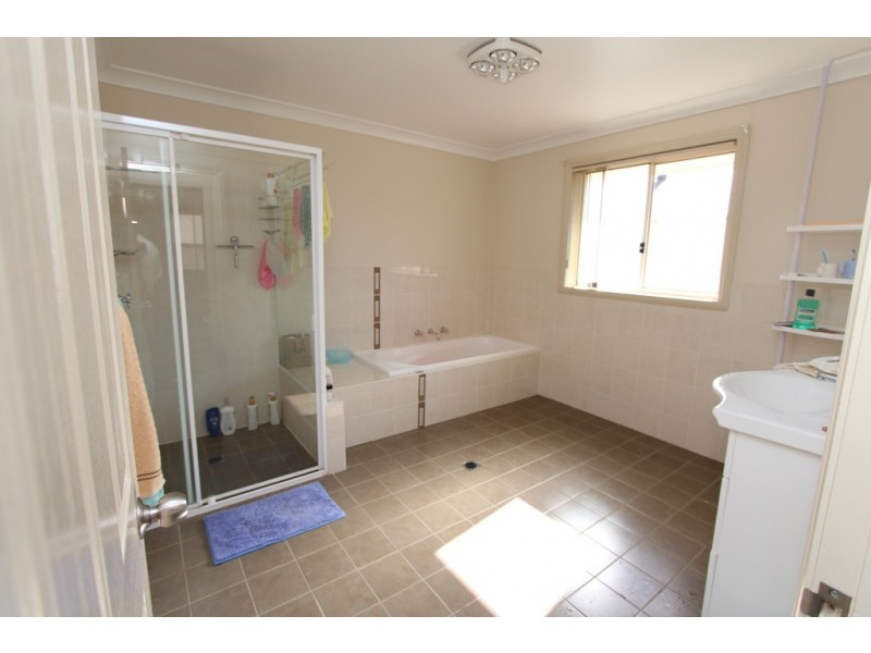 11A Darwin Drive, Llanarth NSW 2795