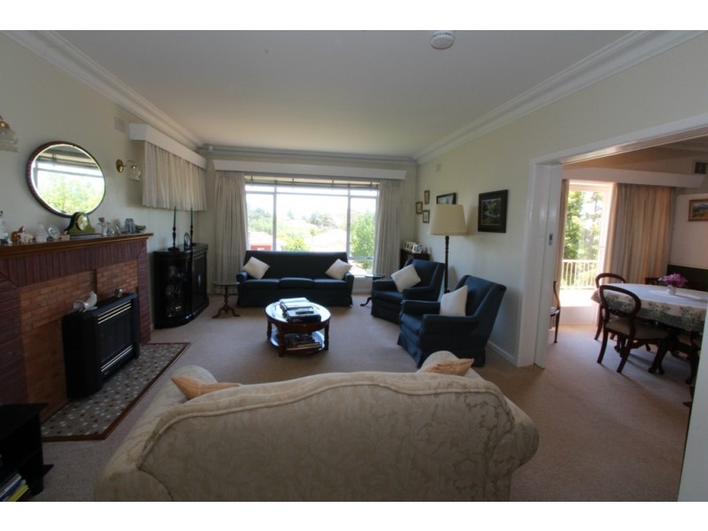 14 Edgell Street, West Bathurst NSW 2795