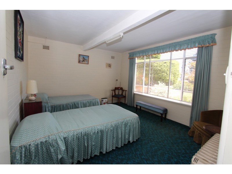 14 Edgell Street, West Bathurst NSW 2795