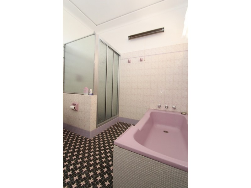 14 Edgell Street, West Bathurst NSW 2795