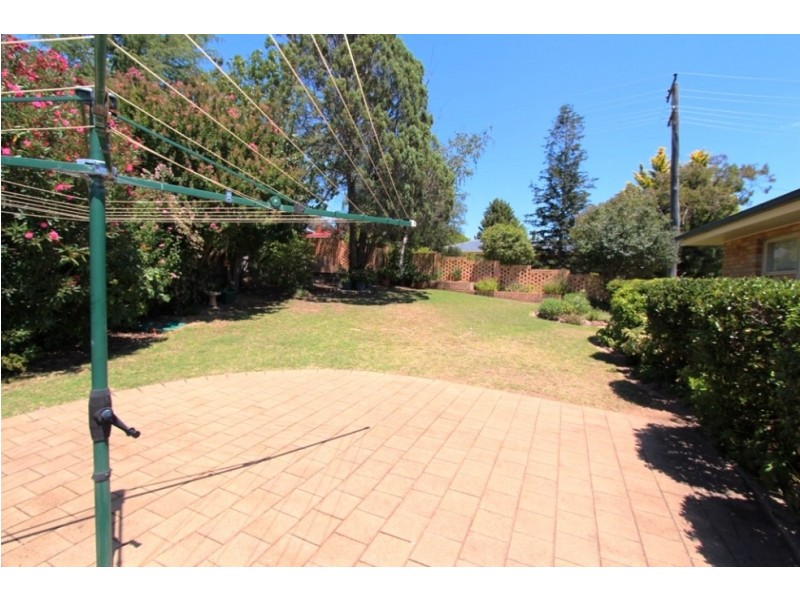14 Edgell Street, West Bathurst NSW 2795