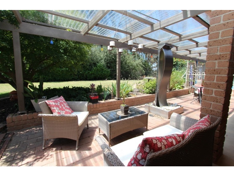 19 Strathmore Drive, Forest Grove NSW 2795