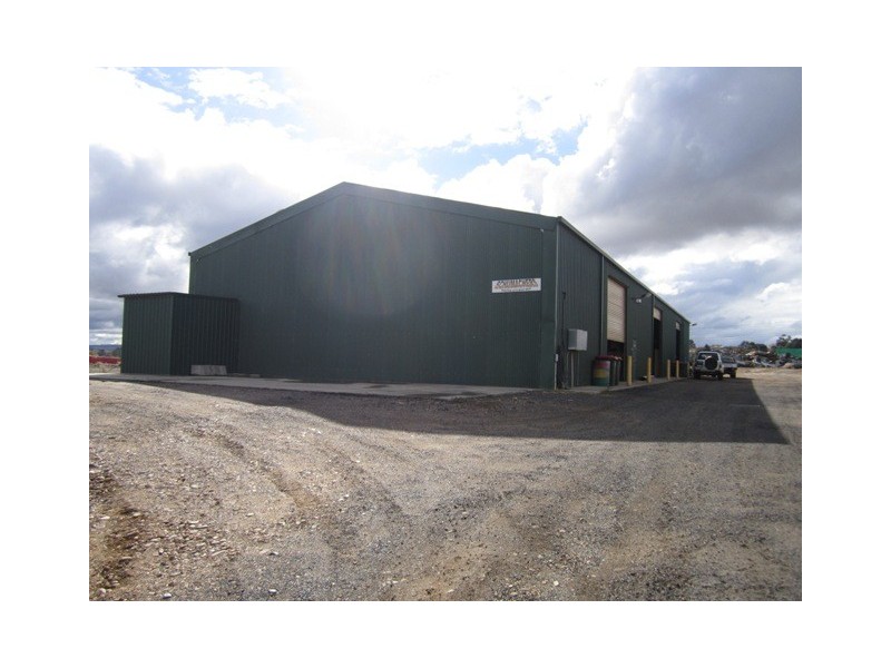 17 Wembley Place, Bathurst NSW 2795