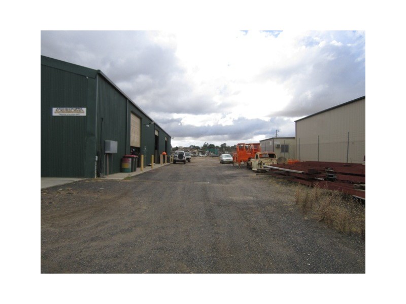 17 Wembley Place, Bathurst NSW 2795