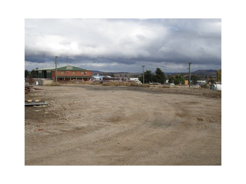 19 Wembley Place, Bathurst NSW 2795