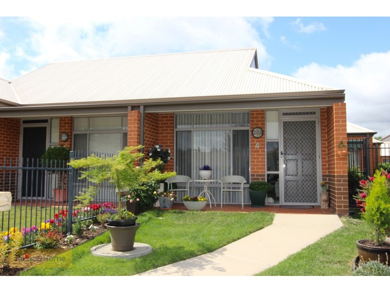 4/15 Marsden Lane, Kelso NSW 2795