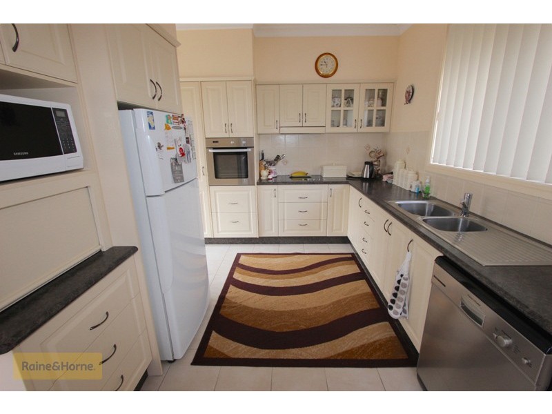 4/15 Marsden Lane, Kelso NSW 2795