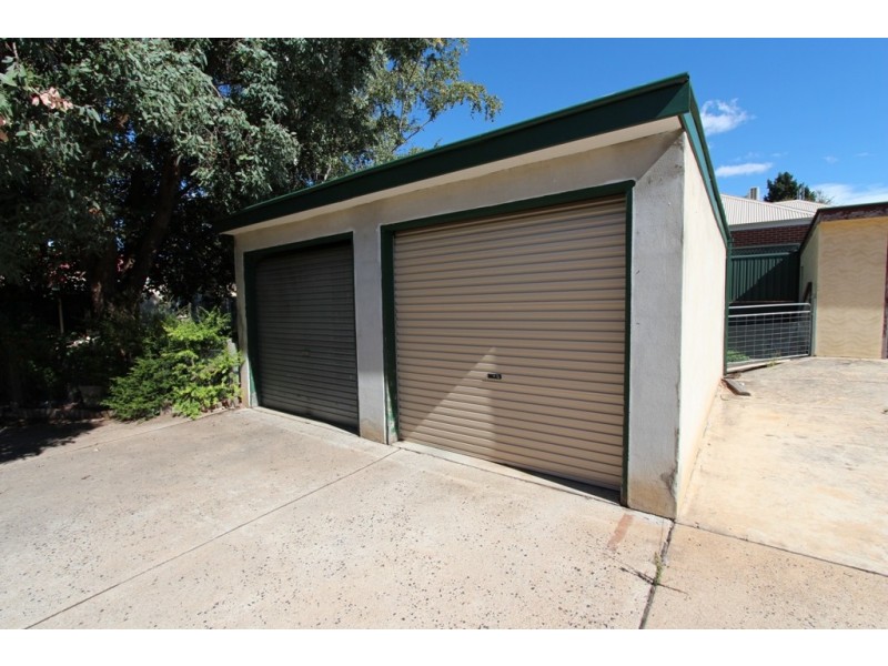 217 Bentinck Street, Bathurst NSW 2795