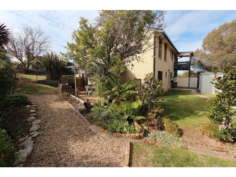 2 Walker Street, Windradyne NSW 2795