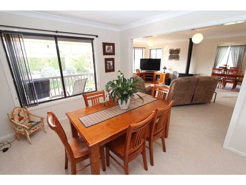 2 Walker Street, Windradyne NSW 2795