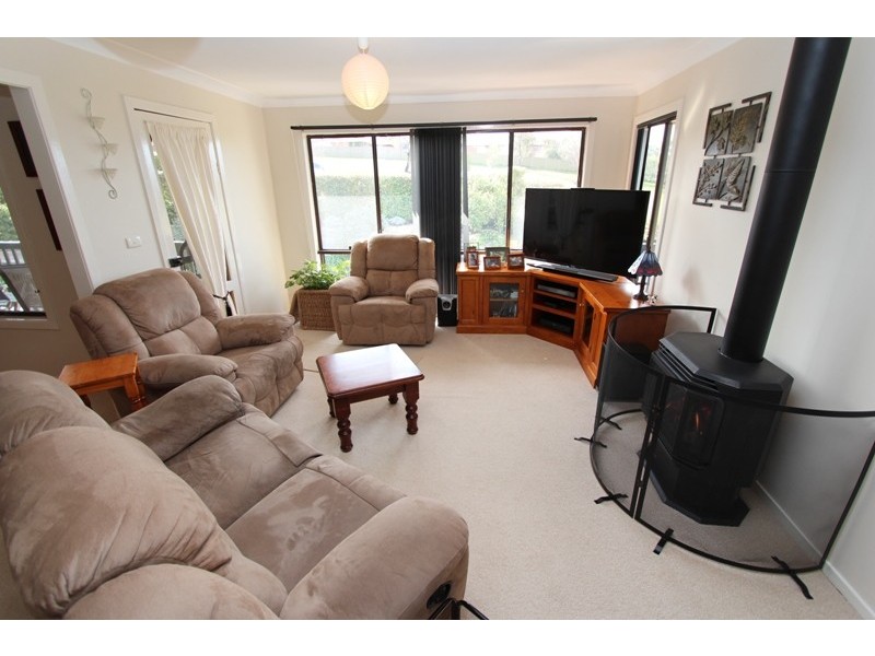 2 Walker Street, Windradyne NSW 2795