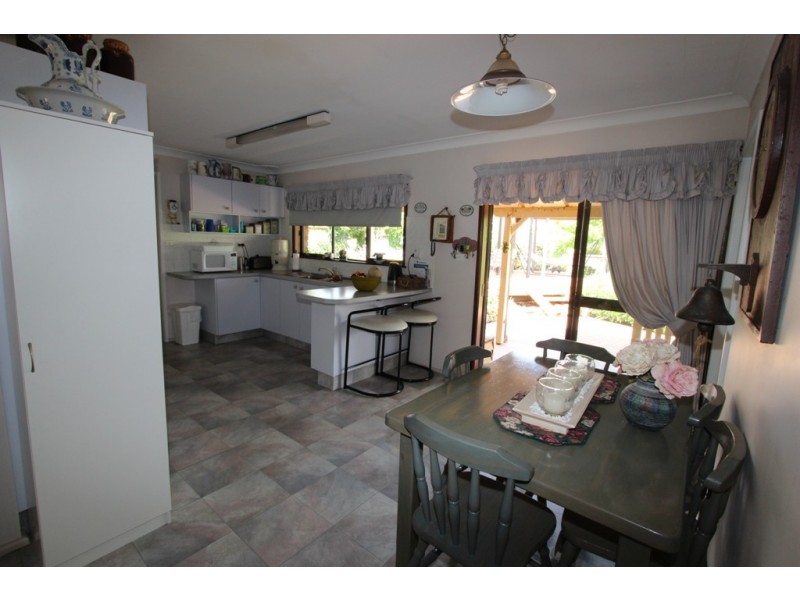 2 Strathmore Drive, Forest Grove NSW 2795