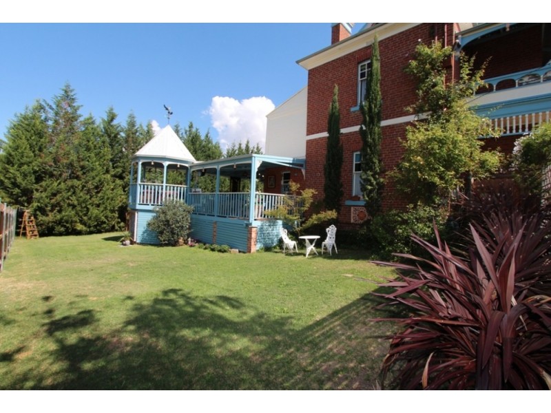 266 Piper Street, Bathurst NSW 2795