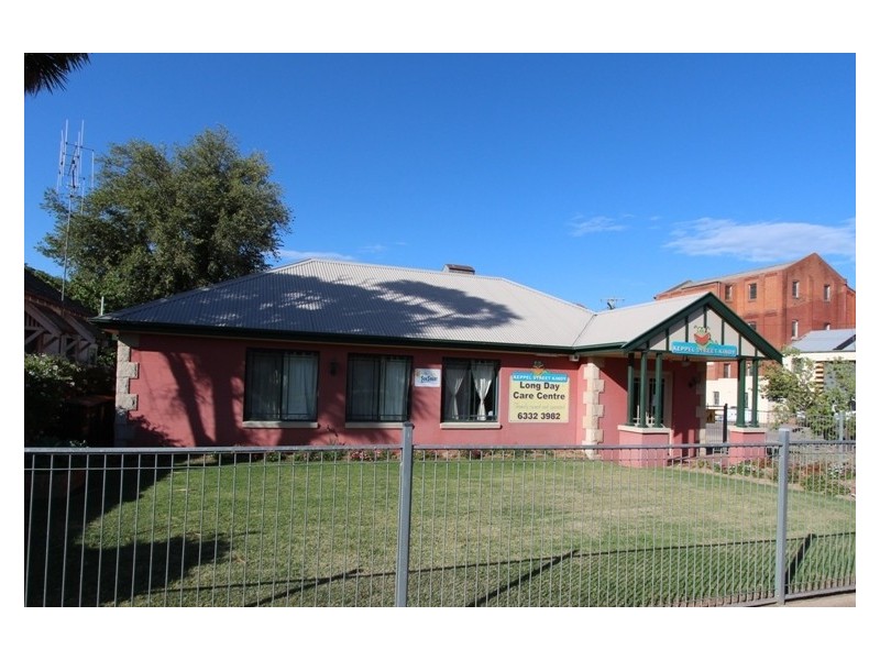 11-13 Keppel Street, Bathurst NSW 2795