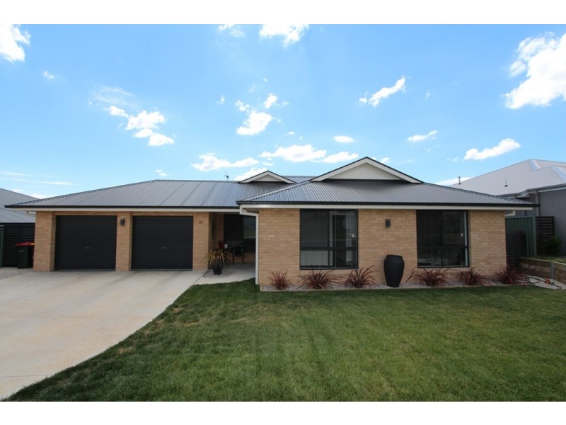 67 Swanbrooke Street, Windradyne NSW 2795