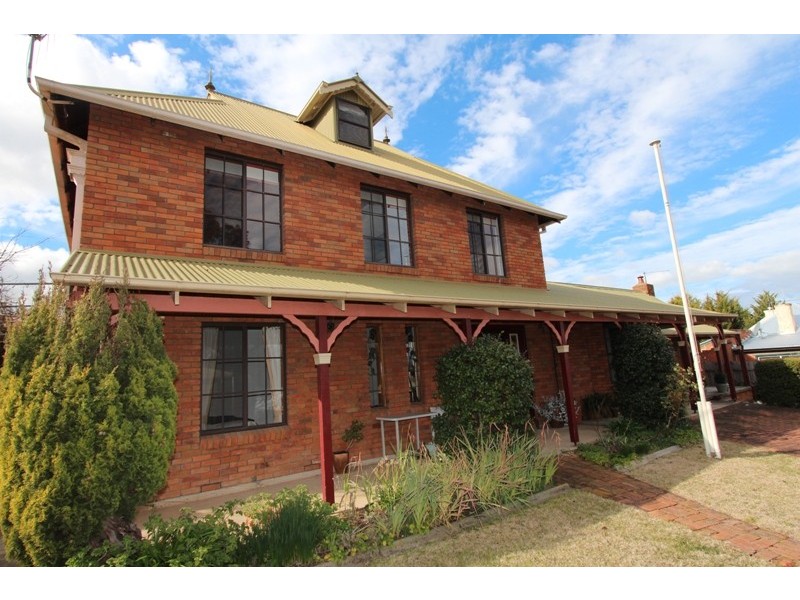283a Piper Street, Bathurst NSW 2795