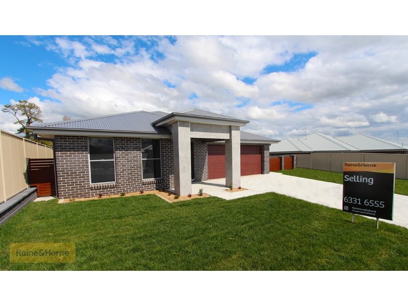 51 Wentworth Drive, Kelso NSW 2795