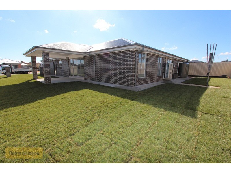 51 Wentworth Drive, Kelso NSW 2795