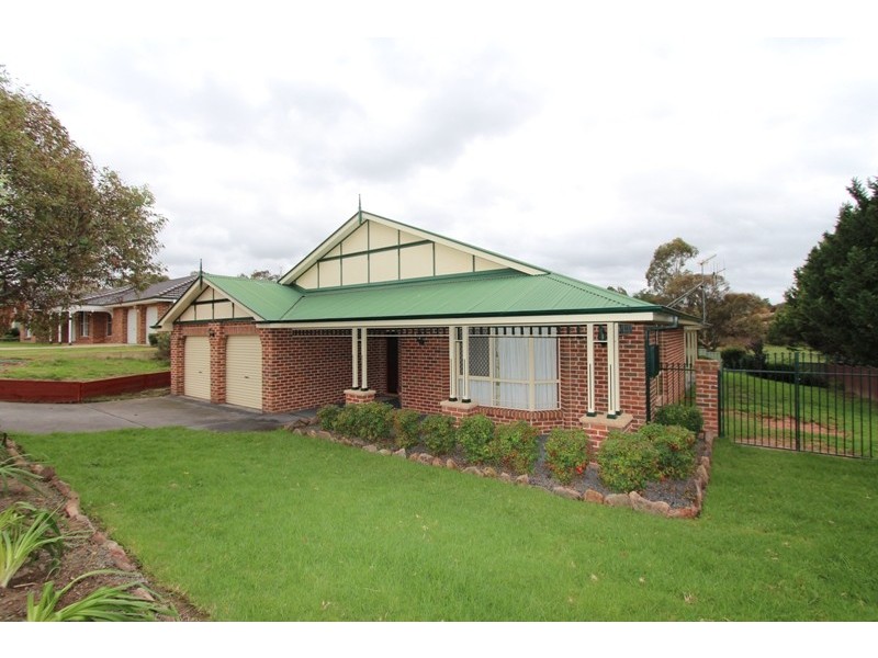 7 Stonestreet Place, Windradyne NSW 2795