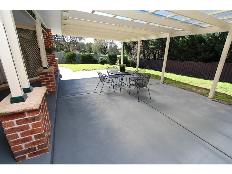 7 Stonestreet Place, Windradyne NSW 2795
