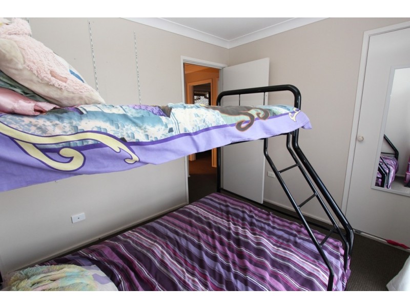 18 Casey Circuit, Bathurst NSW 2795