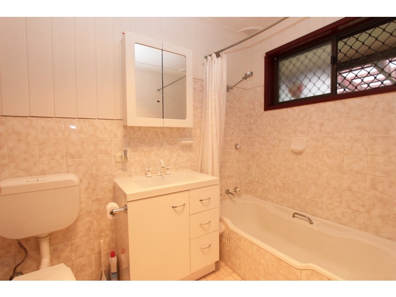 18 Casey Circuit, Bathurst NSW 2795