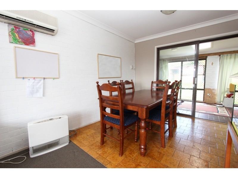 18 Casey Circuit, Bathurst NSW 2795