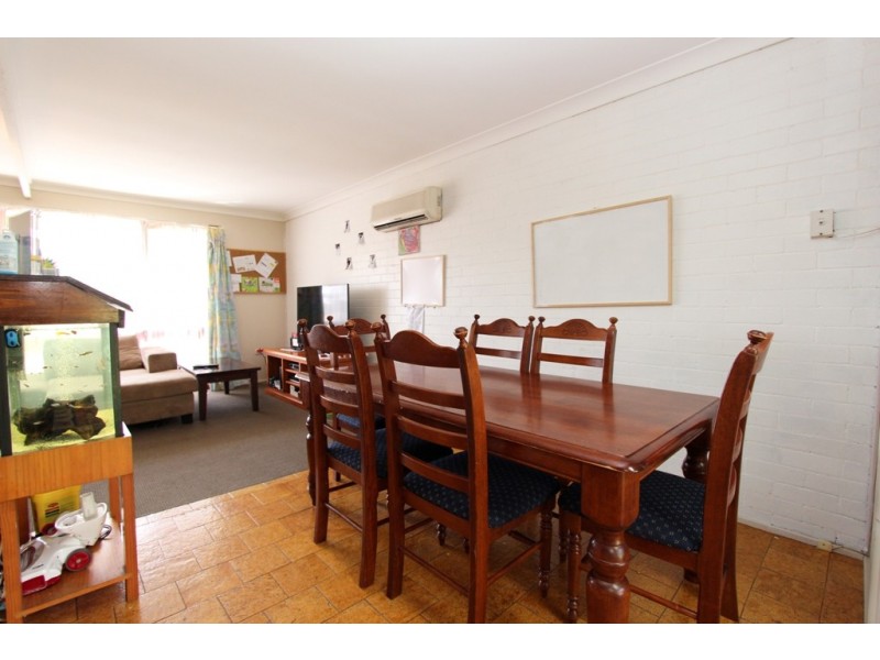 18 Casey Circuit, Bathurst NSW 2795