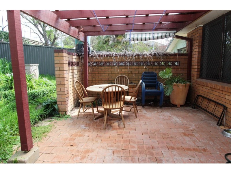 18 Casey Circuit, Bathurst NSW 2795