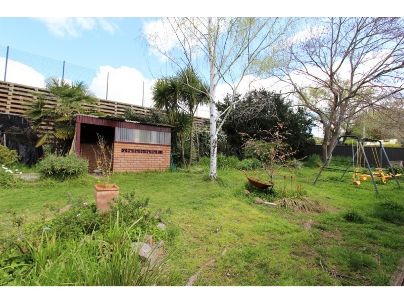 18 Casey Circuit, Bathurst NSW 2795