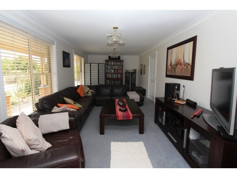 10 Maple Close, Kelso NSW 2795